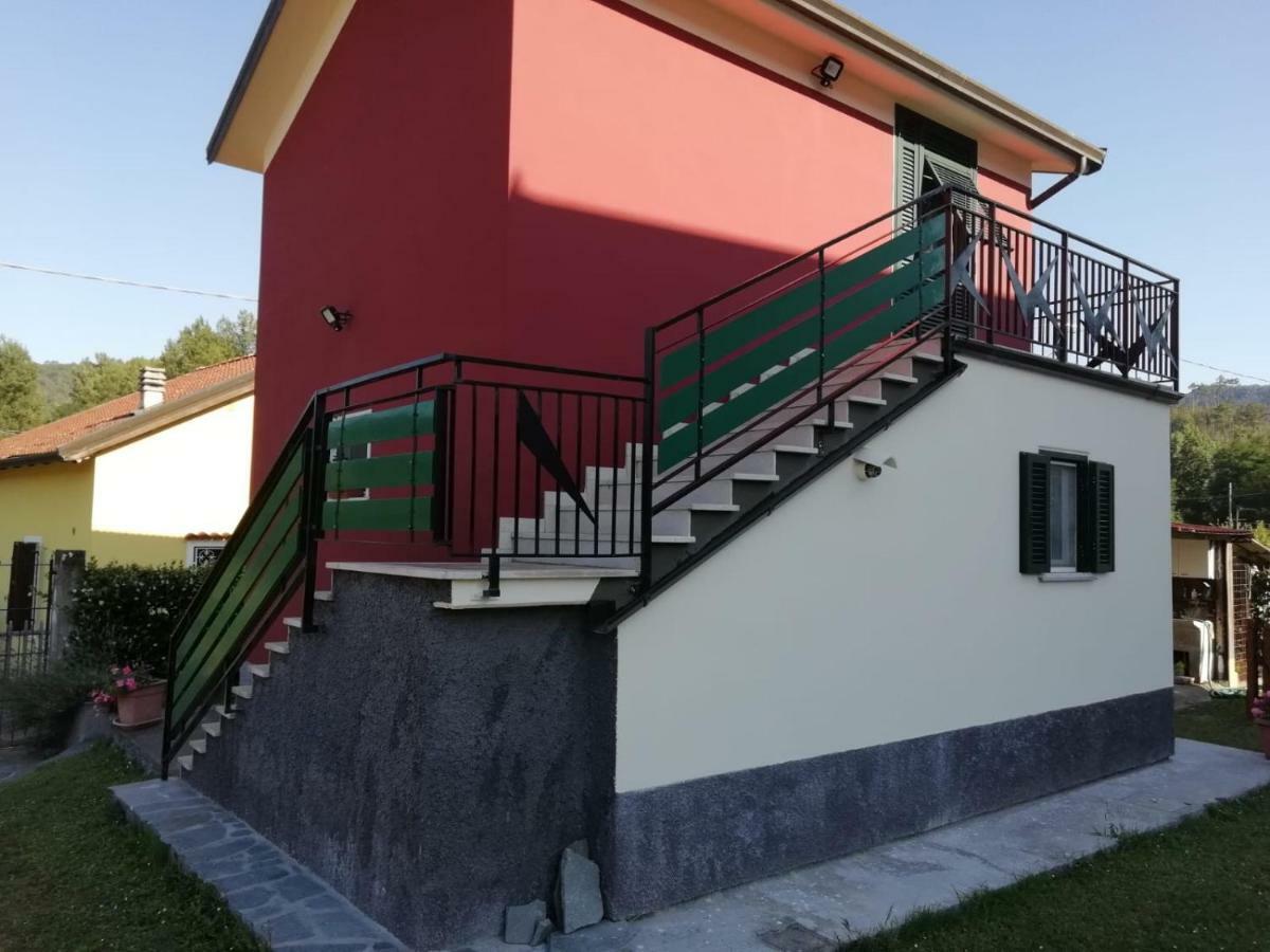 Villa Ca' En Tu Ciosu à Beverino Extérieur photo